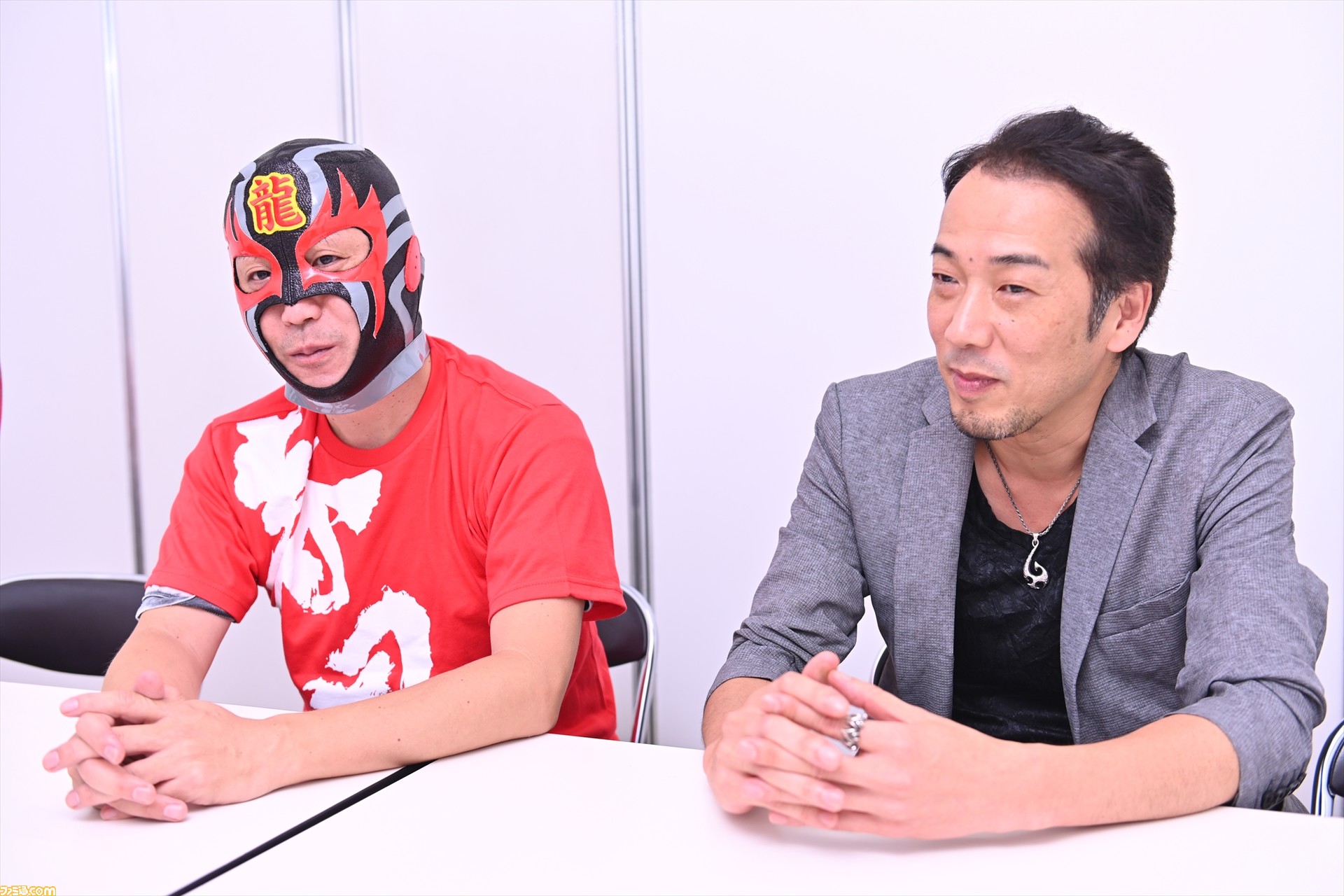 龍オン 再生プロジェクトが進む 龍が如く オンライン は今後どうなる 開発責任者 ドラゴンマスク1号氏と 後見人 佐藤大輔氏に聞く ファミ通 Com