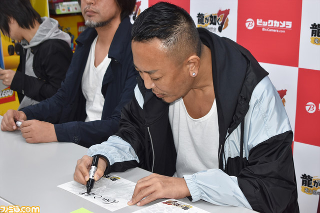 『龍が如く7』体験版の配信が発表! バトルの進化も感じられた先行体験会&サイン会をリポート_08