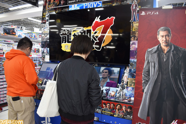 『龍が如く7』体験版の配信が発表! バトルの進化も感じられた先行体験会&サイン会をリポート_09