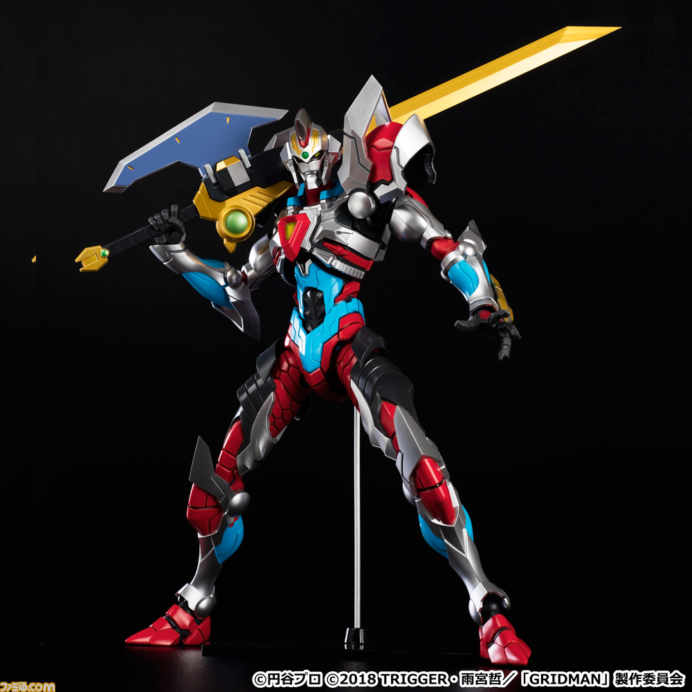 Ssss Gridman グリッドマンが全高約30cmで立体化 巨体が魅せるダイナミックなポージングは大迫力 ファミ通 Com