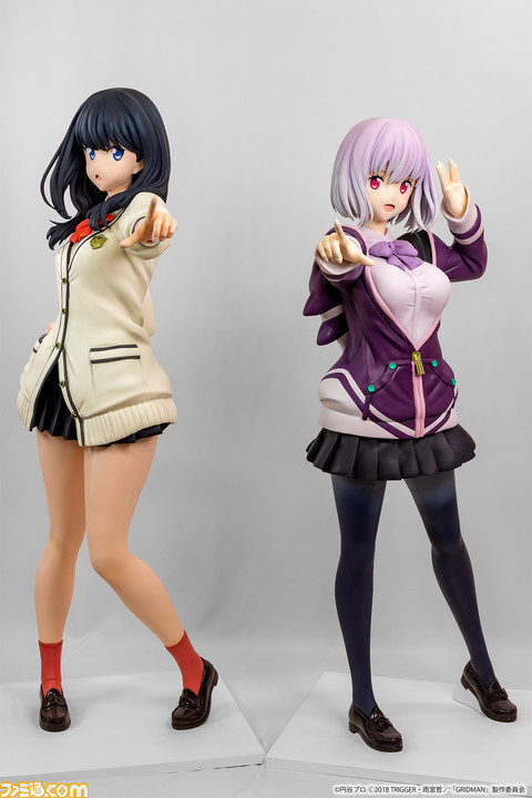 約160万円】『SSSS.GRIDMAN』新条アカネ＆宝多六花の等身大フィギュア