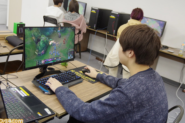 『LoL』最強JKはミスコンファイナリスト。行動力の化身はゲームのためにN高を選んだ_07