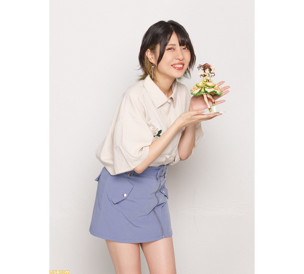 横前裕子、ほむら・玉鬘、希少画集画、新品高級額・額装付、状態良好 シンデレラガールズ』声優・金子有希さんが高森藍子の新作フィギュアを