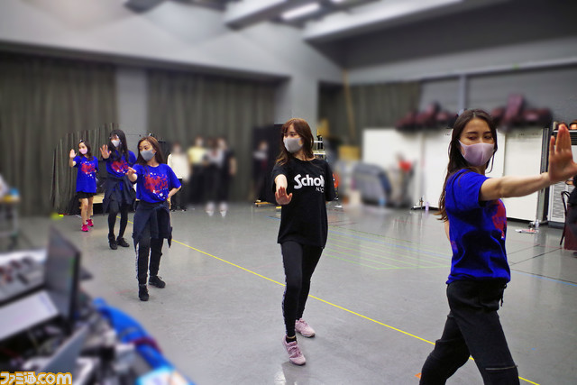 『新サクラ大戦 the Stage』稽古場リポート。女性だけの舞台でくり広げられる、殺陣とダンスと歌と演技のフルコース!