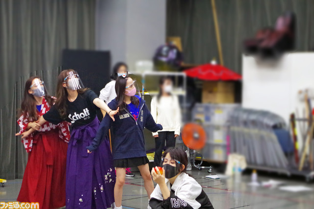 『新サクラ大戦 the Stage』稽古場リポート。女性だけの舞台でくり広げられる、殺陣とダンスと歌と演技のフルコース!