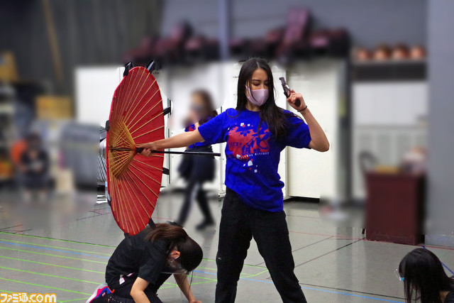 『新サクラ大戦 the Stage』稽古場リポート。女性だけの舞台でくり広げられる、殺陣とダンスと歌と演技のフルコース!