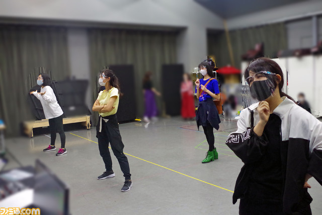 『新サクラ大戦 the Stage』稽古場リポート。女性だけの舞台でくり広げられる、殺陣とダンスと歌と演技のフルコース!