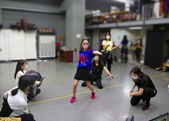 『新サクラ大戦 the Stage』稽古場リポート。女性だけの舞台でくり広げられる、殺陣とダンスと歌と演技のフルコース!