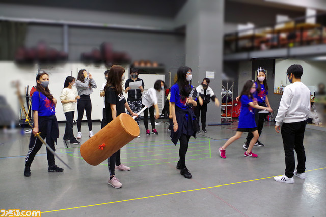 『新サクラ大戦 the Stage』稽古場リポート。女性だけの舞台でくり広げられる、殺陣とダンスと歌と演技のフルコース!