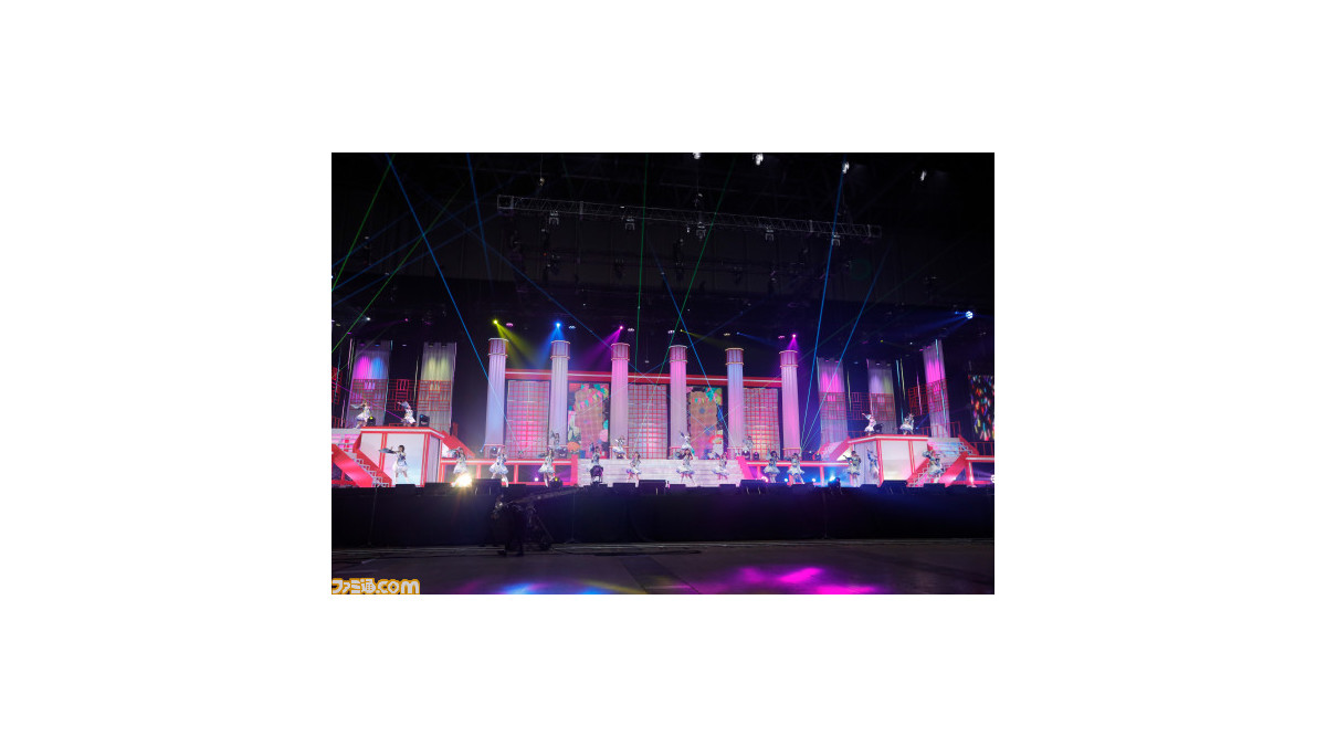 アイマス シンデレラガールズ 新春ライブ Happy New Yell 1日目公演リポート 無観客開催ながら Ar技術を駆使した演出の数々で新しい熱狂を届ける ゲーム エンタメ最新情報のファミ通 Com