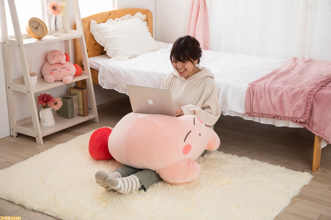 もちふわ”カービィとプププなリラックスタイム！ 『星のカービィ』が 