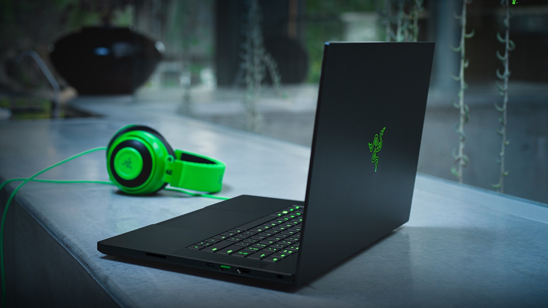 ゲーミングノートPC“RAZER BLADE”が50000円引きで購入できる