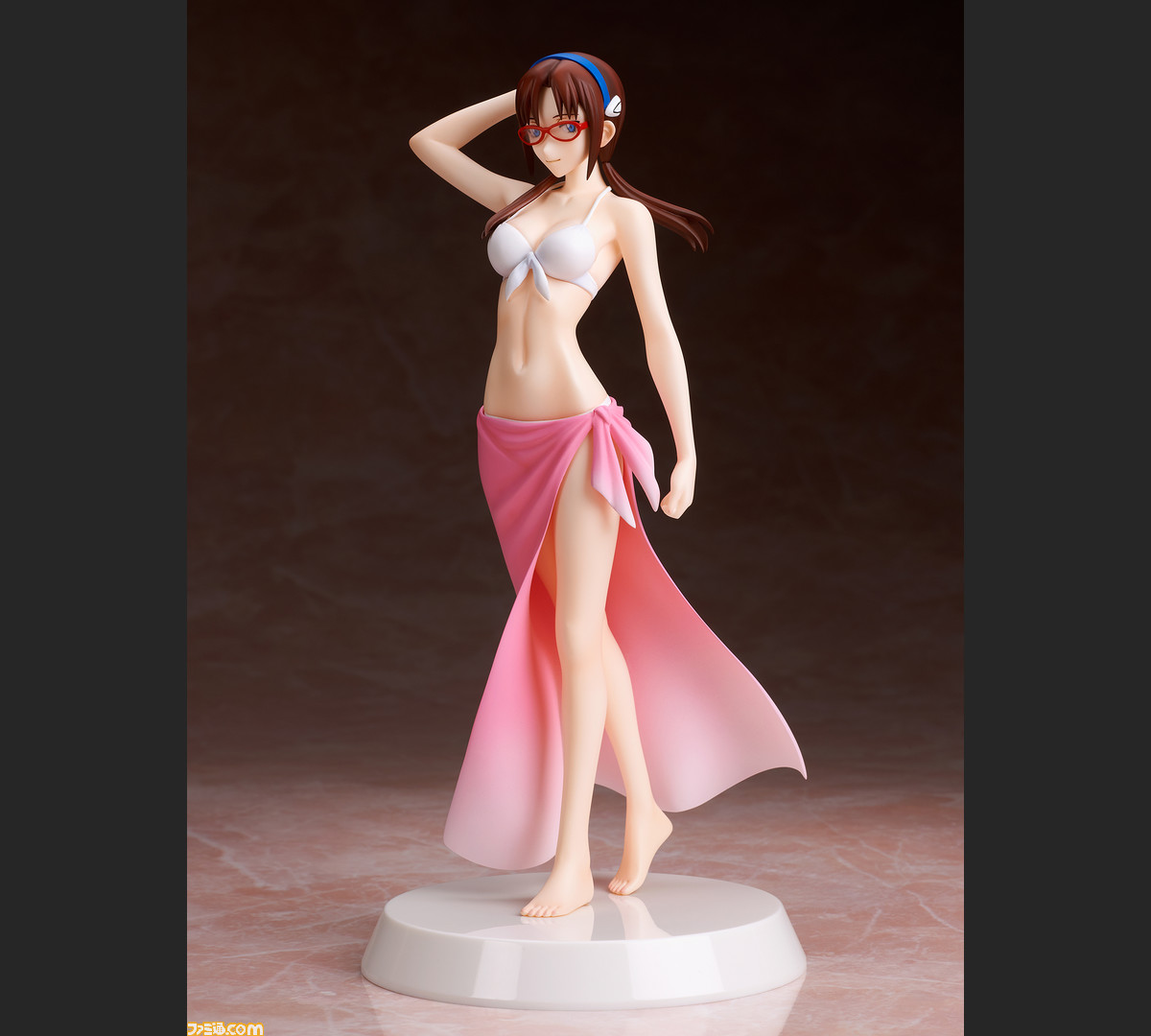 エヴァンゲリオン新劇場版 マリが水着姿で1 8スケールフィギュア化 桜坂美紀氏によるオリジナルデザイン パレオは脱着可能 ファミ通 Com エヴァンゲリオン新劇場版 マリが水着姿で1 8スケールフィギュア化 桜坂美紀氏によるオリジナルデザイン パレオは脱着可能 ファミ通 Com