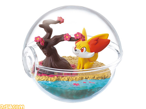 ポケモン もっちりクッションやメタルチャーム 季節をテーマにしたテラリウムコレクションなど 新作グッズが登場 ファミ通 Com ポケモン もっちりクッションやメタルチャーム 季節をテーマにしたテラリウムコレクションなど 新作グッズが登場 ファミ通 Com