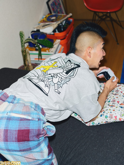 ビームスT×ユービーアイソフトのコラボアイテムが発売！ デザインに携わったクリエーター“DHC”にこだわりを聞いた。9月17日配信 特別番組ゲストの河本準一＆とにかく明るい安村インタビューも。