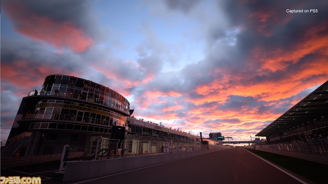 『グランツーリスモ7』ダウンロード版の予約購入受付が開始。スタンダードエディションのほか、25周年アニバーサリーエディションも発売。パッケージ版の予約は9月27日より順次スタート