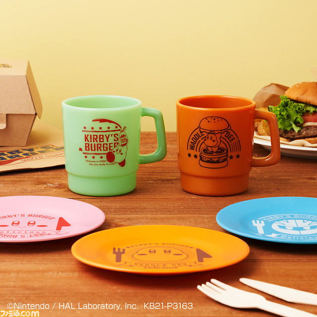 『星のカービィ』一番くじ新作が本日(9/24)発売。ハンバーガーに飛びつき、ピザを食べてお腹いっぱいで寝そべるカービィがかわいすぎて天使