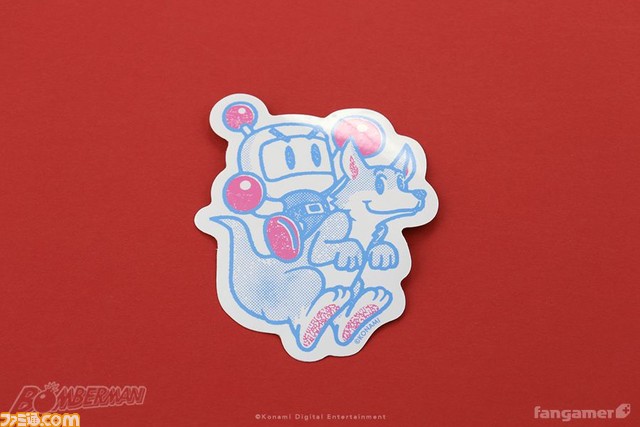『ボンバーマン』シリーズお馴染みのパートナーが一緒になったオリジナルTシャツが販売開始！ レトロTシャツやピンバッジ、ぬいぐるみなども受付中