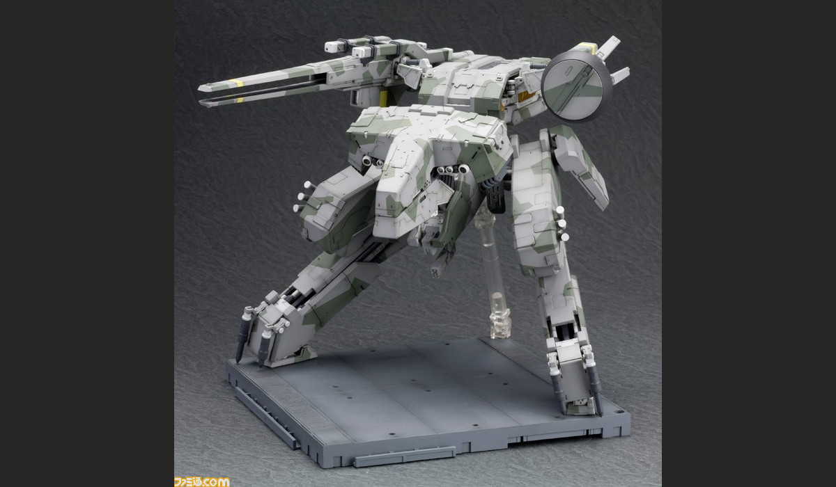 メタルギア レックス プラモデル