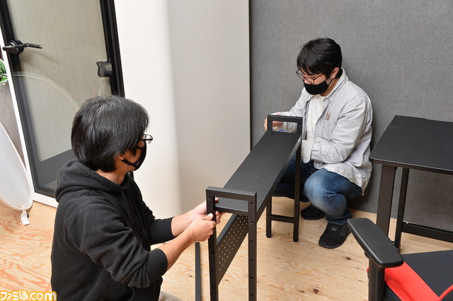 ン・キホーテと関家具のゲーミングチェアは2万円。安価と高性能の源泉は、ドンキのルーツ“泥棒市場”から続く理念。そして家具屋としての怒り