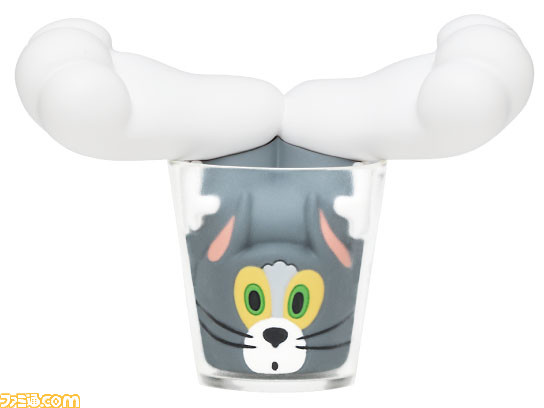 『トムとジェリー』アニメの中のへんてこ姿のトムとジェリーが立体化！ フィギュア、ぬいぐるみマスコットなどが当たるくじが11月27日より発売