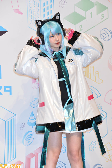 “東京eスポーツフェスタ2022”プレイベントリポート。コスプレイヤー・えなこさんが公式アンバサダーに就任! eスポーツゲームにぴったりなかわいい衣装がお披露目