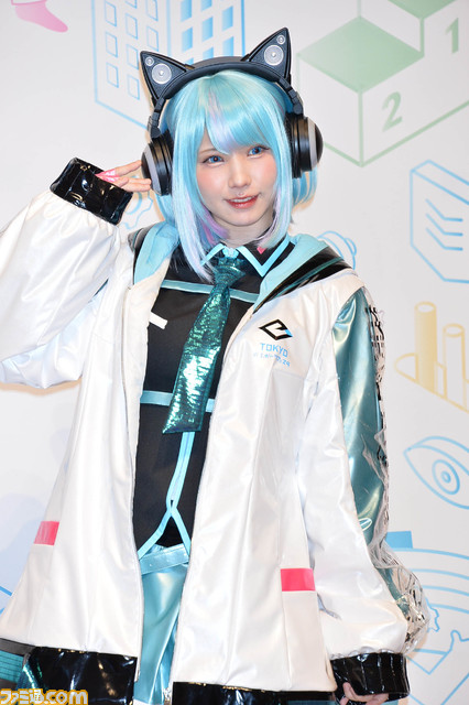 “東京eスポーツフェスタ2022”プレイベントリポート。コスプレイヤー・えなこさんが公式アンバサダーに就任! eスポーツゲームにぴったりなかわいい衣装がお披露目