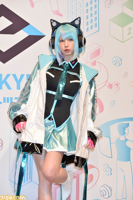 “東京eスポーツフェスタ2022”プレイベントリポート。コスプレイヤー・えなこさんが公式アンバサダーに就任! eスポーツゲームにぴったりなかわいい衣装がお披露目