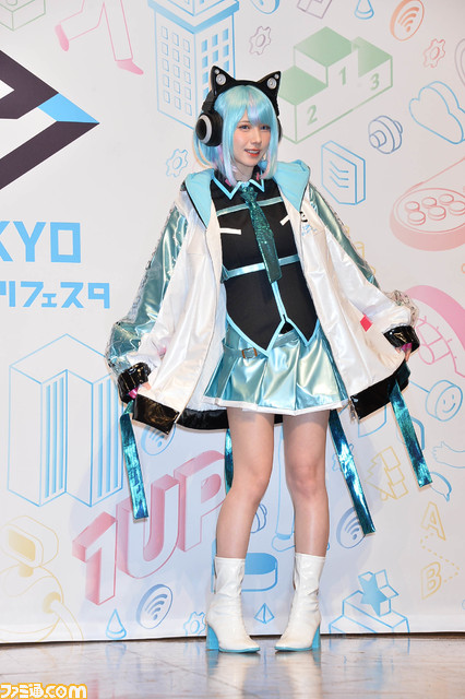 “東京eスポーツフェスタ2022”プレイベントリポート。コスプレイヤー・えなこさんが公式アンバサダーに就任! eスポーツゲームにぴったりなかわいい衣装がお披露目