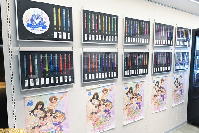 『アイマス シンデレラガールズ』10周年記念衣装展をリポート。過去のライブ衣装と映像とともにアイドルたちとの10年間の思い出に浸れる空間