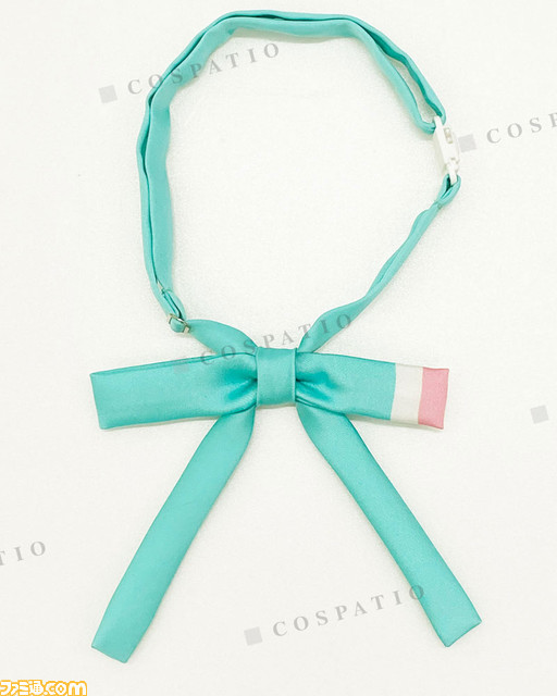 アニメ『ラブライブ!虹ヶ咲学園スクールアイドル同好会』の虹ヶ咲学園 夏制服を再現したベストとリボンが発売