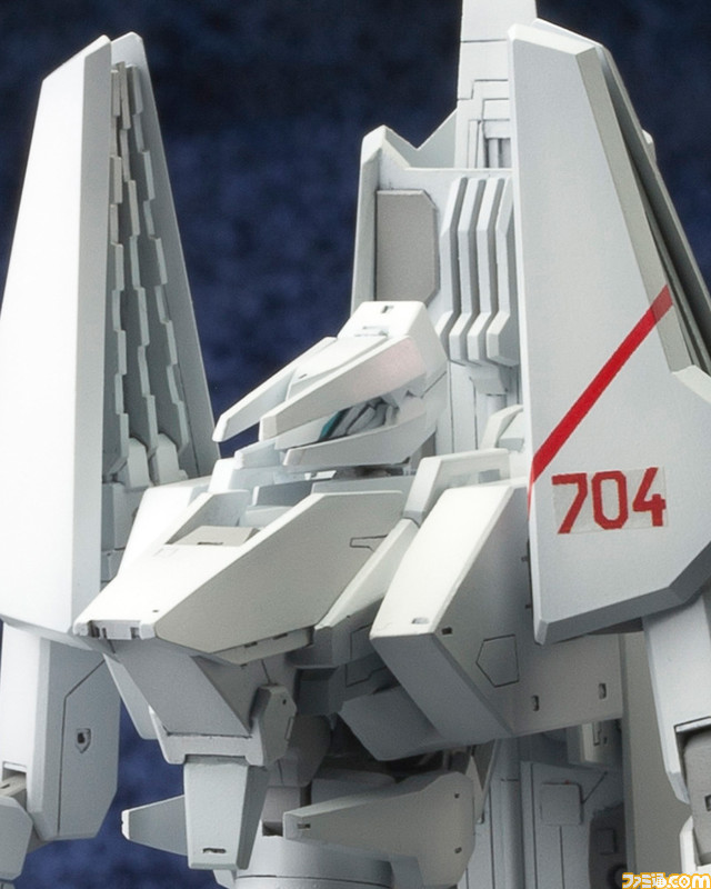 『シドニアの騎士』より“一七式衛人 白月改 継衛”のプラモデルが再生産。“頭部ヘイグス砲”などの可動や主要武器“カビザシ”が付属する