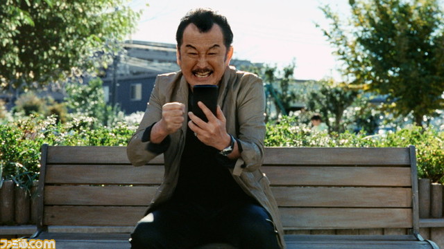 『ウマ娘 プリティーダービー』吉田鋼太郎さんと中村倫也さんが出演した新CMを公開。「オグリちゃーーん」とコミカルに叫ぶ姿に注目!