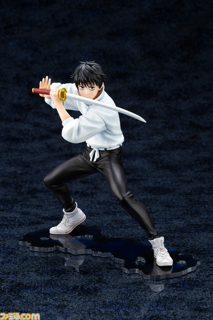 映画『劇場版 呪術廻戦 0』より、刀を構えた姿の乙骨優太が1/8スケールフィギュアで登場。TOHO animation STORE限定で予約受付中