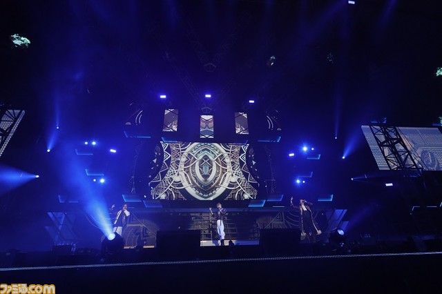 『アイドルマスター SideM』6thライブツアー東京公演1日目のオフィシャル写真とセットリストが公開。『アイマス』シリーズ15周年記念曲『なんどでも笑おう』の披露も