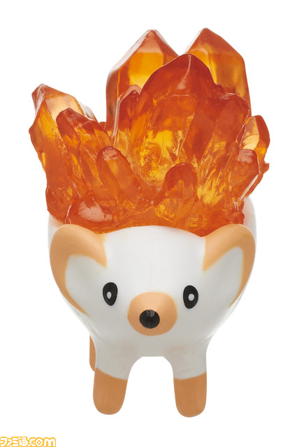 鉱石を背負ったかわいくきれいなハリネズミ“鉱石ねずみ”がカプセルトイで発売。キラキラ輝く鉱石部分が幻想的