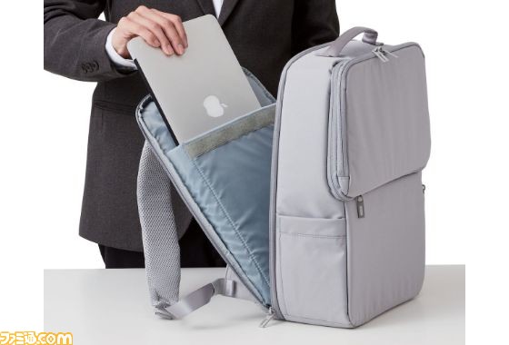 推しといつも一緒にいられる“推しごとバッグ”が発売！ “お仕事”と“推しごと”両方に必要な収納力と機能を兼ね備えた可動式の透明窓構造バッグ