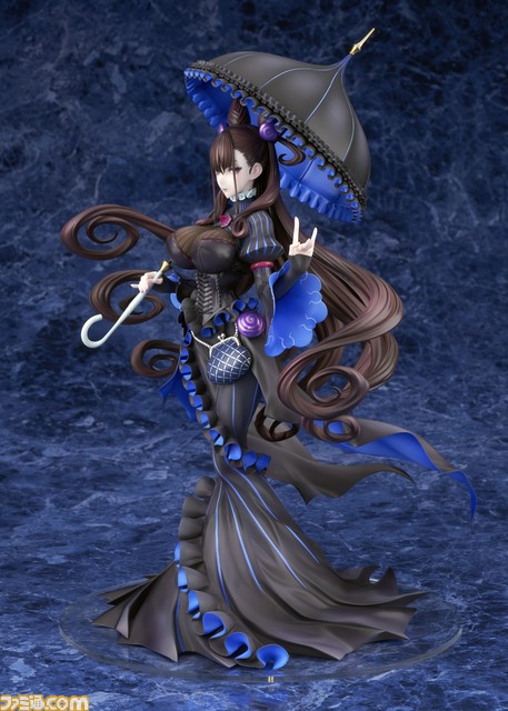 『FGO』より紫式部/キャスターが第一再臨の姿で立体化。ゴシック調のロングドレスや唇のグロスで大人っぽさを演出