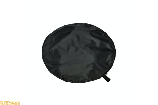 Web会議やゲーム実況などにぴったりの“折りたたみ式クロマキー背景スクリーン”などテレワーク環境を快適にするデスク回りのアクセサリー5シリーズが発売