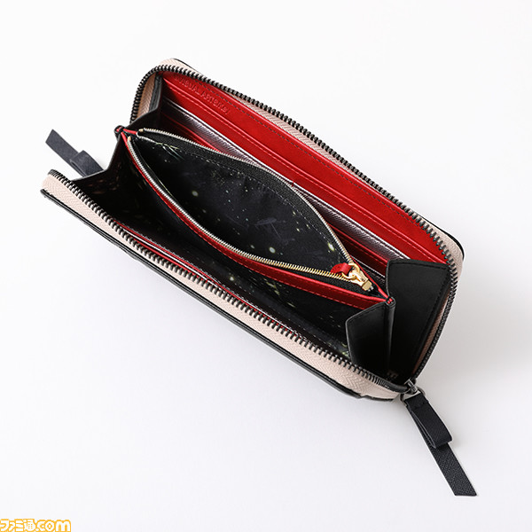 『Rewrite』千里朱音のコラボアイテムが登場。魔法陣やローブ姿をイメージした腕時計、バッグ、財布がラインアップ