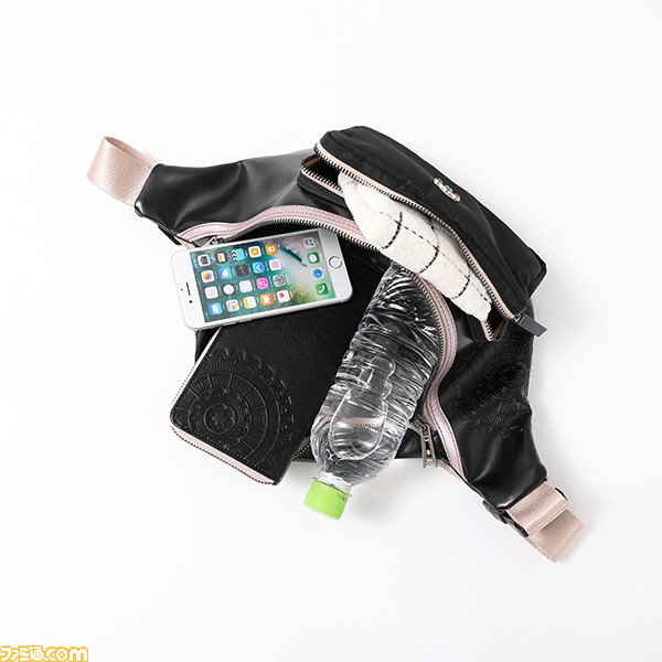 『Rewrite』千里朱音のコラボアイテムが登場。魔法陣やローブ姿をイメージした腕時計、バッグ、財布がラインアップ