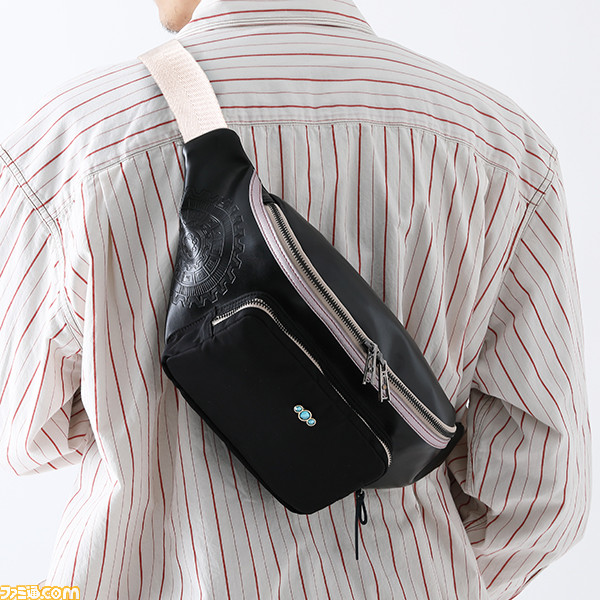 『Rewrite』千里朱音のコラボアイテムが登場。魔法陣やローブ姿をイメージした腕時計、バッグ、財布がラインアップ