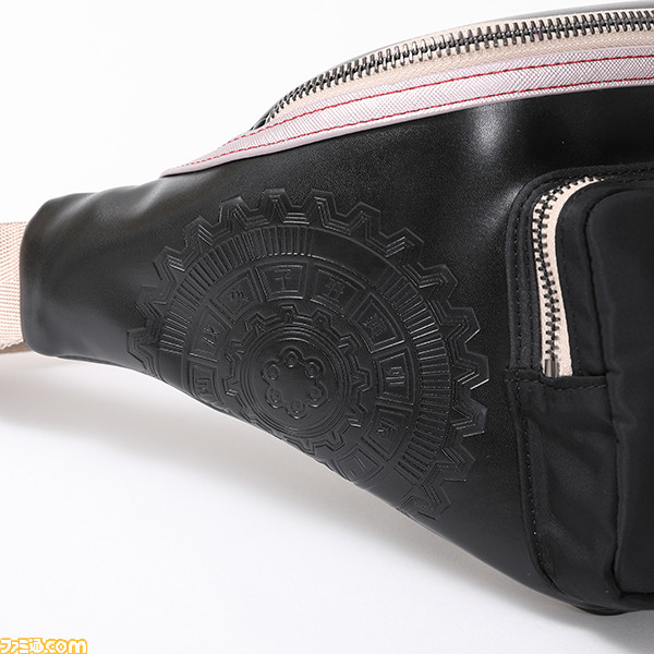 『Rewrite』千里朱音のコラボアイテムが登場。魔法陣やローブ姿をイメージした腕時計、バッグ、財布がラインアップ