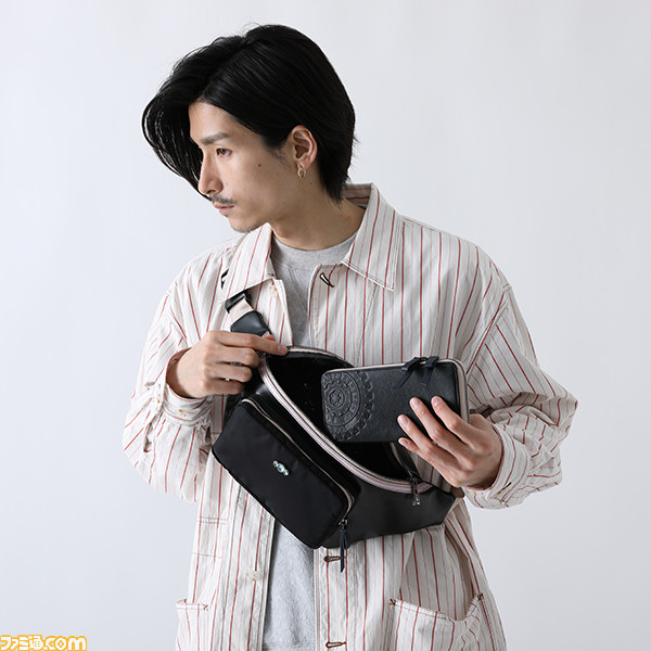 『Rewrite』千里朱音のコラボアイテムが登場。魔法陣やローブ姿をイメージした腕時計、バッグ、財布がラインアップ