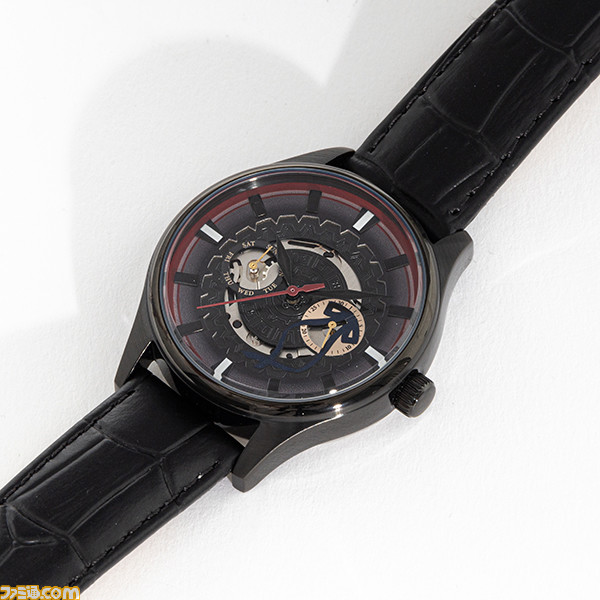 『Rewrite』千里朱音のコラボアイテムが登場。魔法陣やローブ姿をイメージした腕時計、バッグ、財布がラインアップ