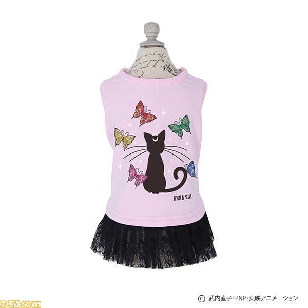 『セーラームーン』とANNA SUIがコラボ。守護星マークや変身アイテムをデザインしたバッグ、ピアス、ワンピース、ペット服など、全48種が発売【セーラー戦士に蝶の羽】