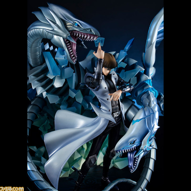『遊☆戯☆王』青眼の白龍、青眼の亜白龍を従えた“海馬瀬人”がフィギュア化! 作品の世界観を凝縮した空間構成、エッジの効いた造形と彩色を高次元で融合させ立体化