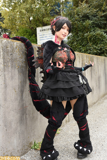 美麗コスプレイヤー30選! 2年ぶりのワンフェスに『着せ恋』ヒロイン、擬人化『シン・ゴジラ』、等身大『ガンダム』MSらが大集結