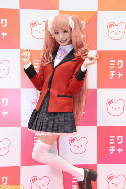 美麗コスプレイヤー30選! 2年ぶりのワンフェスに『着せ恋』ヒロイン、擬人化『シン・ゴジラ』、等身大『ガンダム』MSらが大集結