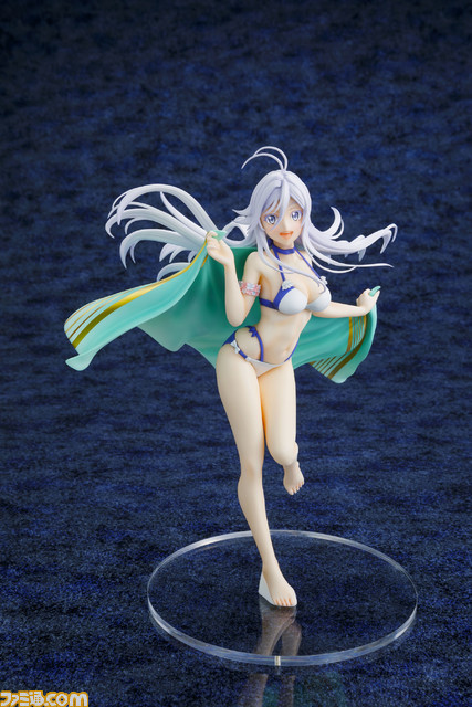 水着姿でタオルをなびかせ今にも駆け寄ってきそうなレーナのスケールフィギュアが登場。身体のラインへはもちろん、髪の毛やタオルのなびきもこだわった造形に